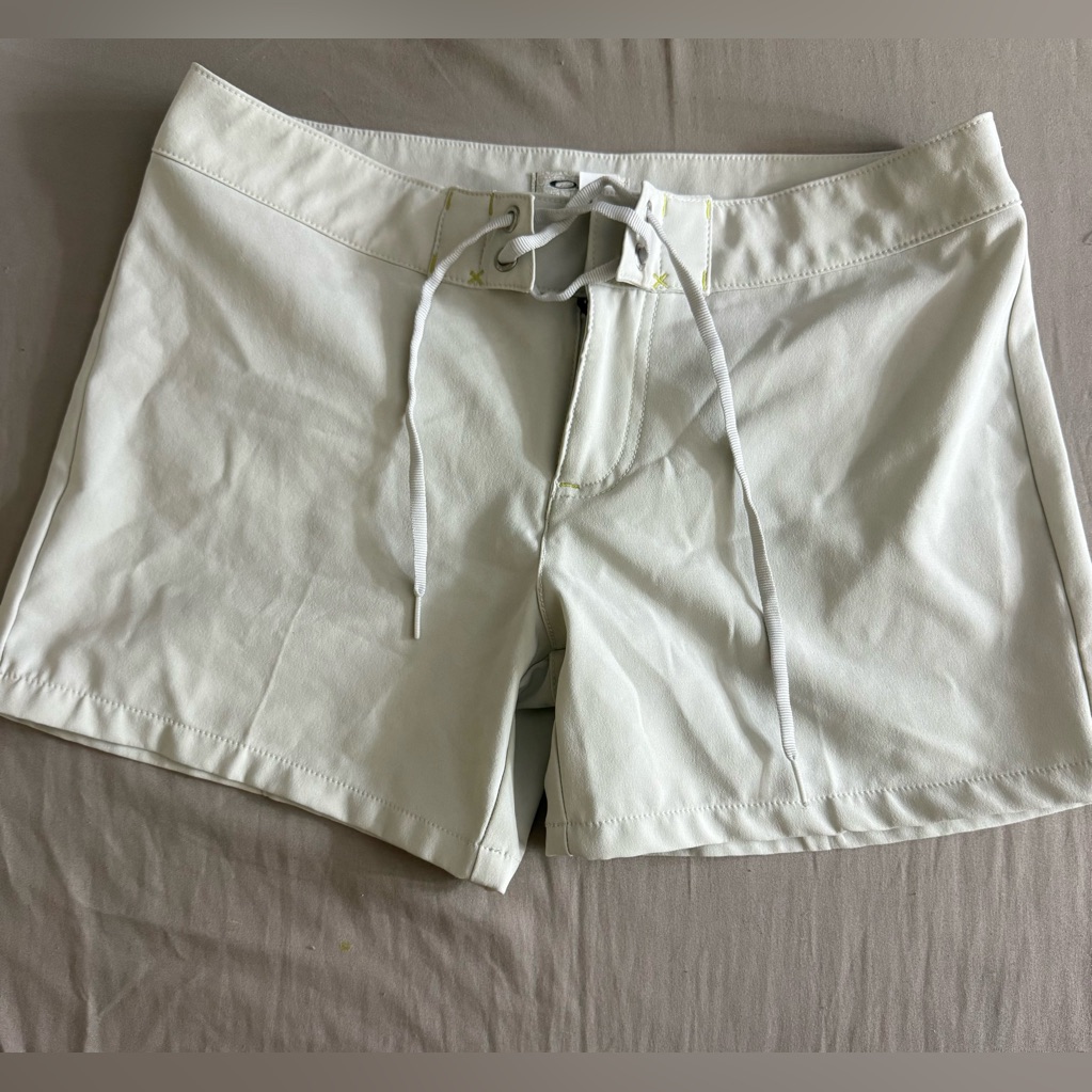 Vintage Oakley Women's Nylon Beach Board Shorts Size 8